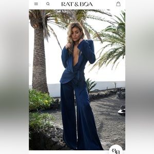 Rat and boa Roberta blazer and pants in silky navy blue